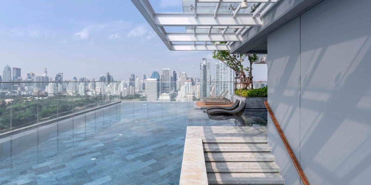 Wyndham Bangkok Queen Convention Centre Exterior photo