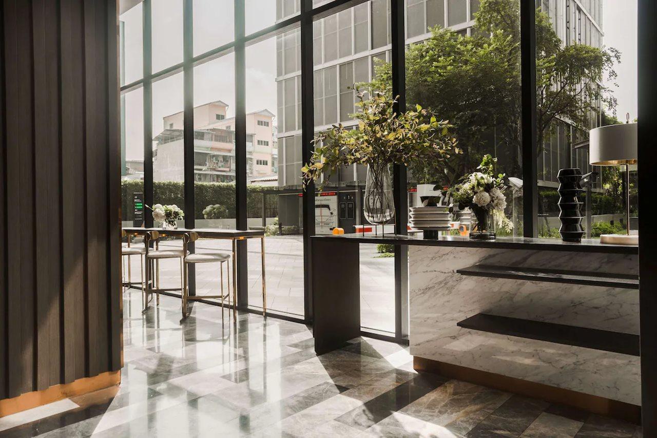 Wyndham Bangkok Queen Convention Centre Exterior photo